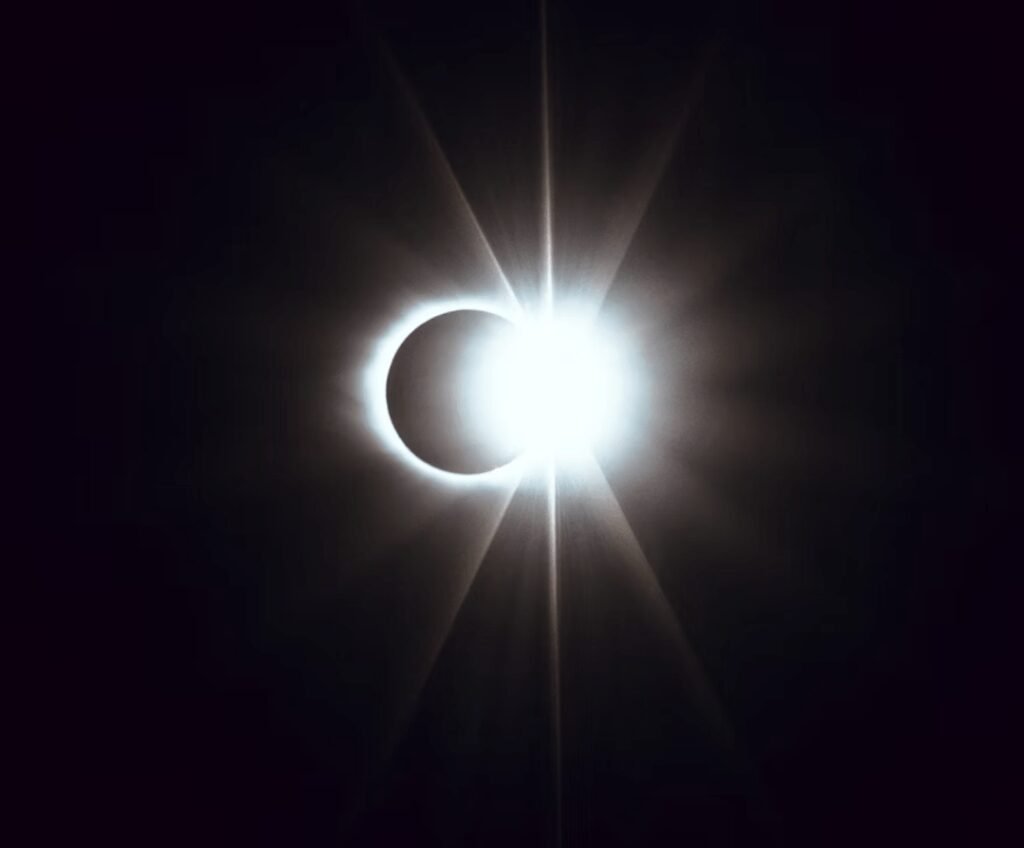 Amazing image of eclipse 